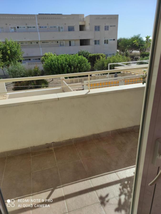 Habitaciones En Casa Compartida Retamar Almería Exteriér fotografie