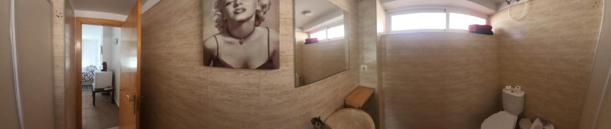 Habitaciones En Casa Compartida Retamar Almería Exteriér fotografie