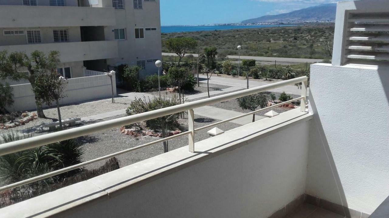 Habitaciones En Casa Compartida Retamar Almería Exteriér fotografie
